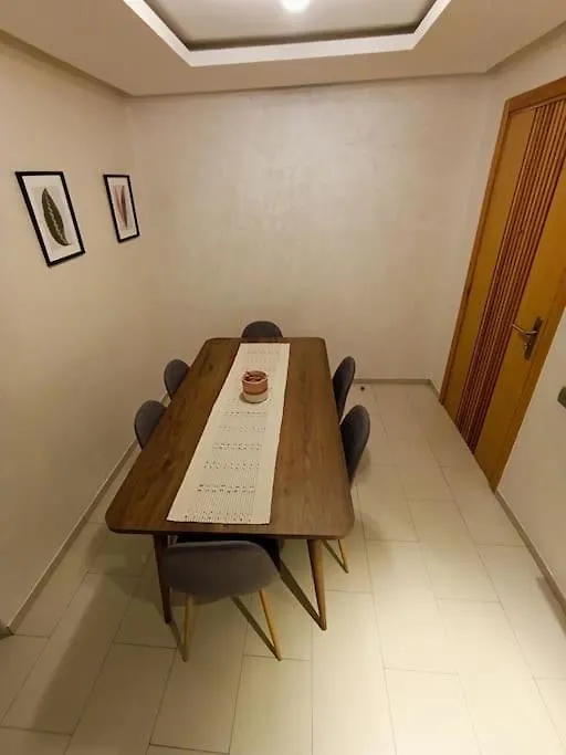 Apartment Stylish Stay In Finance City Casablanca
